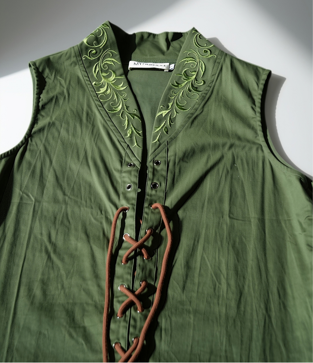 Keeper of the Glade Tavern Tabard Pre-Order